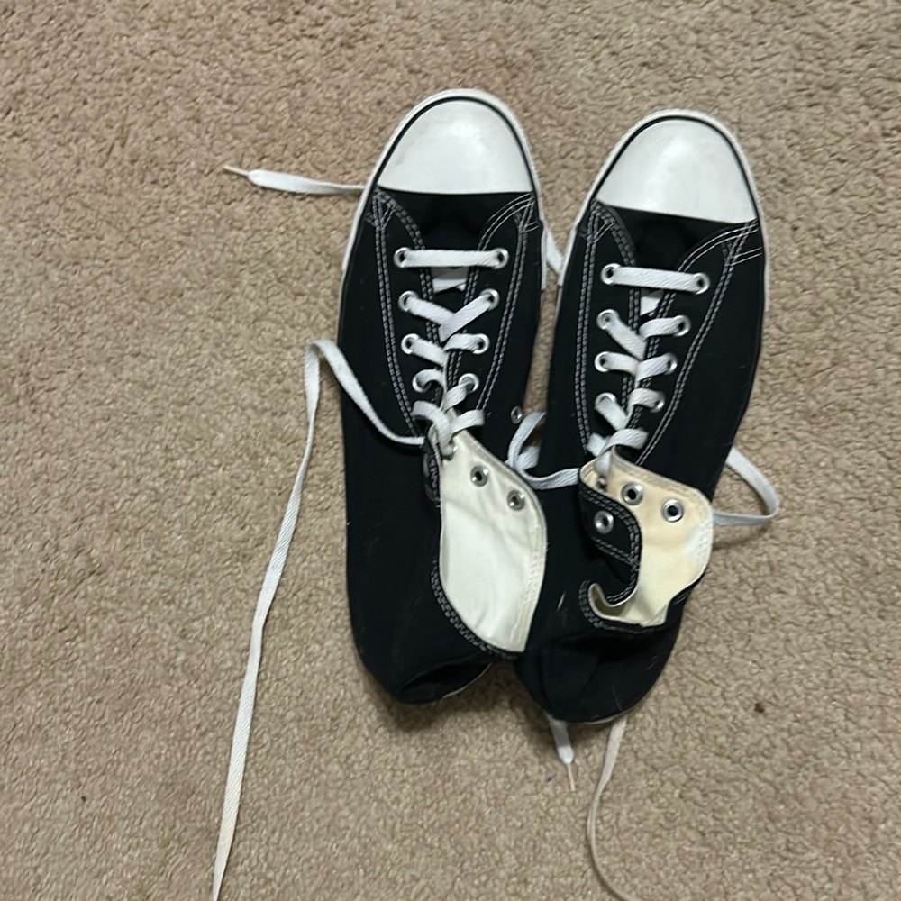 Black converse